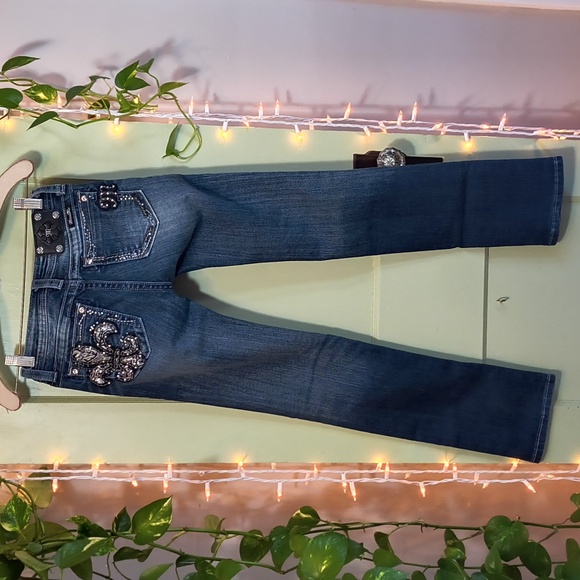 Kids - Miss Me Girls ⚜️ Fleur-de-lis Embellished Rhinestone Straight Leg Jean 14 - Picture 1 of 14